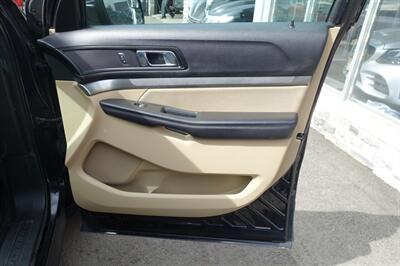 2017 Ford Explorer - Photo 16 - Newark, NJ 07104