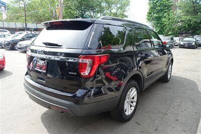 2017 Ford Explorer - Photo 8 - Newark, NJ 07104