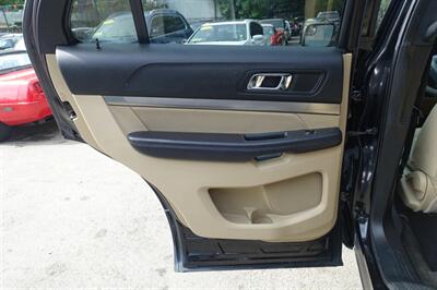 2017 Ford Explorer - Photo 12 - Newark, NJ 07104