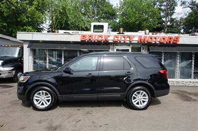 2017 Ford Explorer - Photo 4 - Newark, NJ 07104