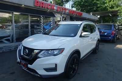 2017 Nissan Rogue SV   - Photo 1 - Newark, NJ 07104