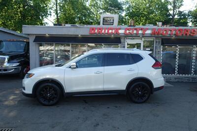 2017 Nissan Rogue SV   - Photo 4 - Newark, NJ 07104