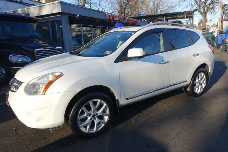 2013 Nissan Rogue SV photo 4