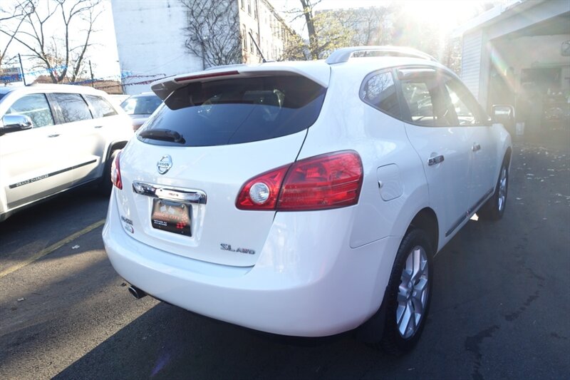 2013 Nissan Rogue SV photo 8