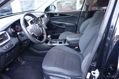2020 Kia Sorento LX - Photo 9 - Newark, NJ 07104
