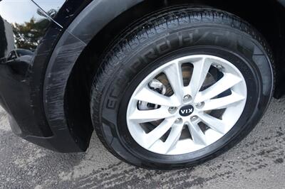 2020 Kia Sorento LX - Photo 28 - Newark, NJ 07104