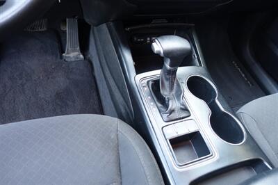 2020 Kia Sorento LX - Photo 23 - Newark, NJ 07104