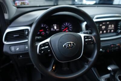 2020 Kia Sorento LX - Photo 21 - Newark, NJ 07104