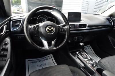 2015 Mazda Mazda3 i Touring   - Photo 13 - Newark, NJ 07104
