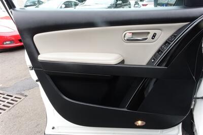 2015 Mazda CX-9 Touring   - Photo 10 - Newark, NJ 07104