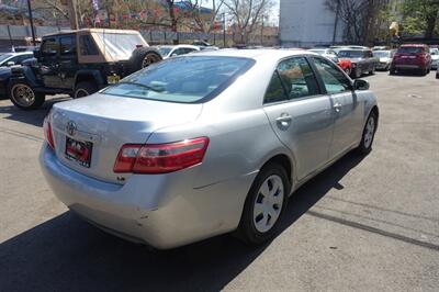 2007 Toyota Camry LE   - Photo 8 - Newark, NJ 07104