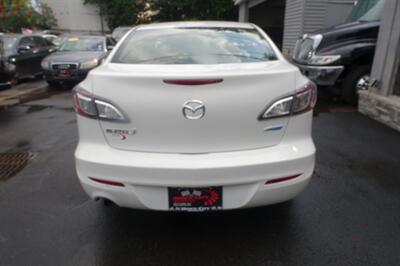 2013 Mazda Mazda3 i Sport   - Photo 7 - Newark, NJ 07104