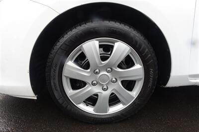 2013 Mazda Mazda3 i Sport   - Photo 20 - Newark, NJ 07104