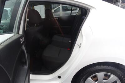 2013 Mazda Mazda3 i Sport   - Photo 11 - Newark, NJ 07104