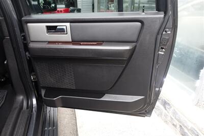 2007 Ford Expedition EL Limited   - Photo 18 - Newark, NJ 07104