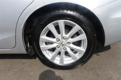 2012 Honda Civic EX - Photo 23 - Newark, NJ 07104