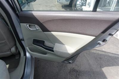 2012 Honda Civic EX - Photo 17 - Newark, NJ 07104