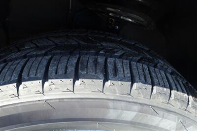 2013 Toyota Highlander Hybrid Limited   - Photo 26 - Newark, NJ 07104