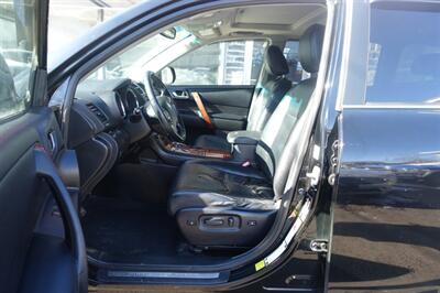 2013 Toyota Highlander Hybrid Limited   - Photo 9 - Newark, NJ 07104