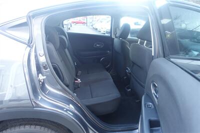 2018 Honda HR-V EX   - Photo 16 - Newark, NJ 07104