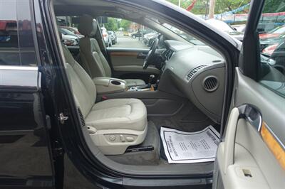 2009 Audi Q7 3.6 quattro   - Photo 15 - Newark, NJ 07104