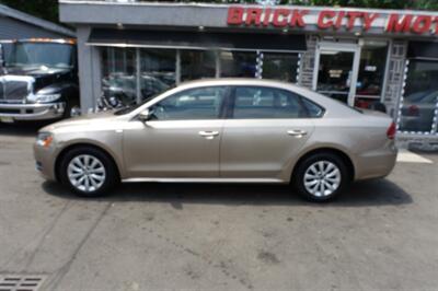 2015 Volkswagen Passat 1.8T S   - Photo 4 - Newark, NJ 07104