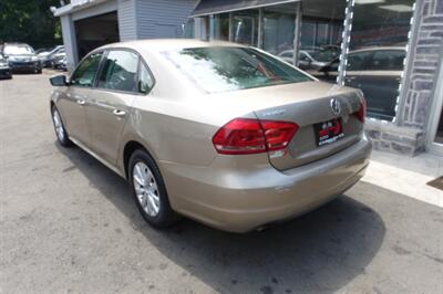 2015 Volkswagen Passat 1.8T S   - Photo 6 - Newark, NJ 07104