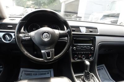 2015 Volkswagen Passat 1.8T S   - Photo 13 - Newark, NJ 07104