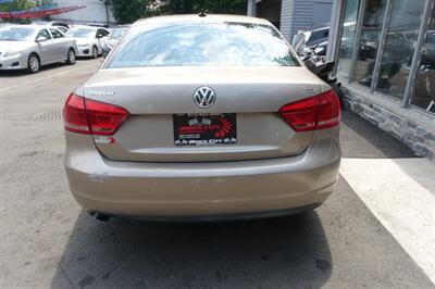 2015 Volkswagen Passat 1.8T S   - Photo 7 - Newark, NJ 07104