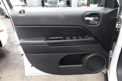 2013 Jeep Patriot Latitude   - Photo 11 - Newark, NJ 07104