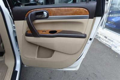 2011 Buick Enclave CXL   - Photo 18 - Newark, NJ 07104