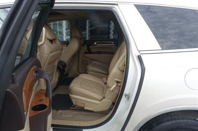 2011 Buick Enclave CXL   - Photo 11 - Newark, NJ 07104