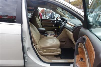 2011 Buick Enclave CXL   - Photo 15 - Newark, NJ 07104