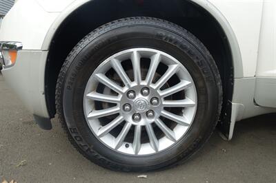 2011 Buick Enclave CXL   - Photo 24 - Newark, NJ 07104