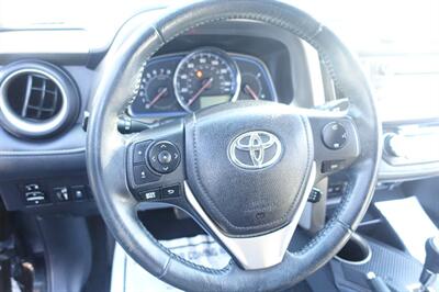 2015 Toyota RAV4 Limited   - Photo 22 - Newark, NJ 07104