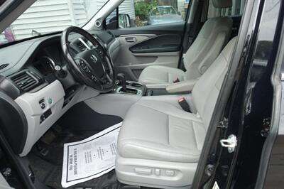 2016 Honda Pilot EX-L w/Honda Sensing - Photo 9 - Newark, NJ 07104