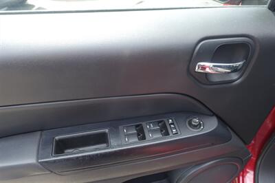 2015 Jeep Patriot Sport   - Photo 25 - Newark, NJ 07104