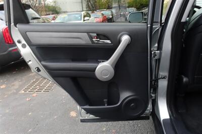 2007 Honda CR-V EX-L   - Photo 12 - Newark, NJ 07104