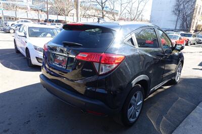 2020 Honda HR-V EX-L   - Photo 8 - Newark, NJ 07104