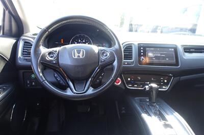 2020 Honda HR-V EX-L   - Photo 13 - Newark, NJ 07104