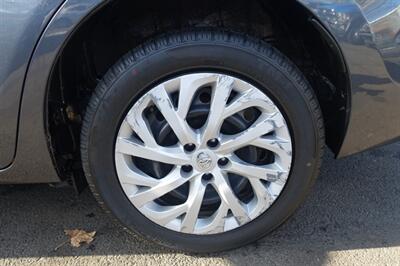 2017 Toyota Corolla LE   - Photo 24 - Newark, NJ 07104