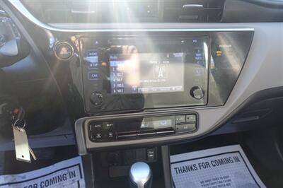 2017 Toyota Corolla LE   - Photo 19 - Newark, NJ 07104