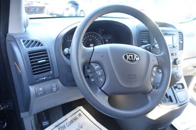 2014 Kia Sedona LX   - Photo 29 - Newark, NJ 07104