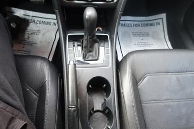 2018 Volkswagen Passat 2.0T R-Line   - Photo 20 - Newark, NJ 07104