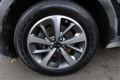 2019 Kia Sorento EX V6   - Photo 24 - Newark, NJ 07104
