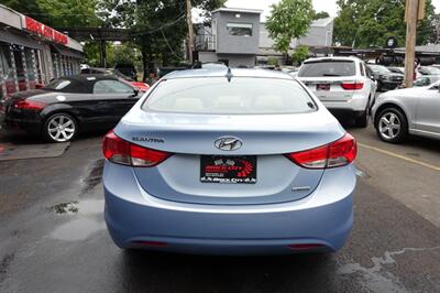 2012 Hyundai ELANTRA Limited   - Photo 7 - Newark, NJ 07104