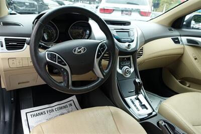 2012 Hyundai ELANTRA Limited   - Photo 14 - Newark, NJ 07104