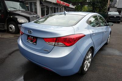 2012 Hyundai ELANTRA Limited   - Photo 8 - Newark, NJ 07104