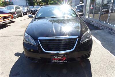 2013 Chrysler 200 S   - Photo 2 - Newark, NJ 07104