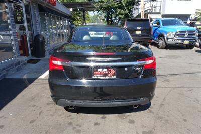 2013 Chrysler 200 S   - Photo 6 - Newark, NJ 07104